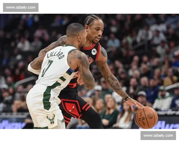 德罗赞盛赞卡鲁索:总决赛攻防一体的冠军拼图,雷霆争冠的隐形领袖 德罗赞盛赞卡鲁索:总决赛攻防一体的冠军拼图,雷霆争冠的隐形领袖